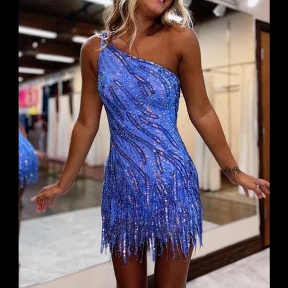 Dresses & Skirts - Women's sequin Cocktail Dress size small could be a winter formal dress too